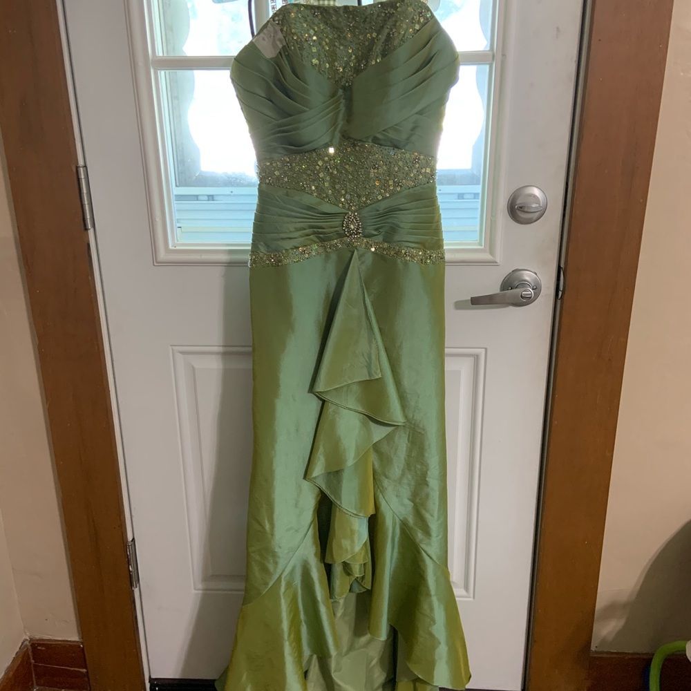 Gown